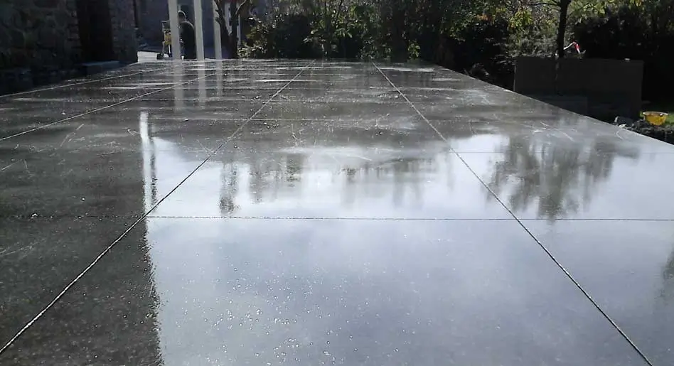 patio-hormigon-pulido